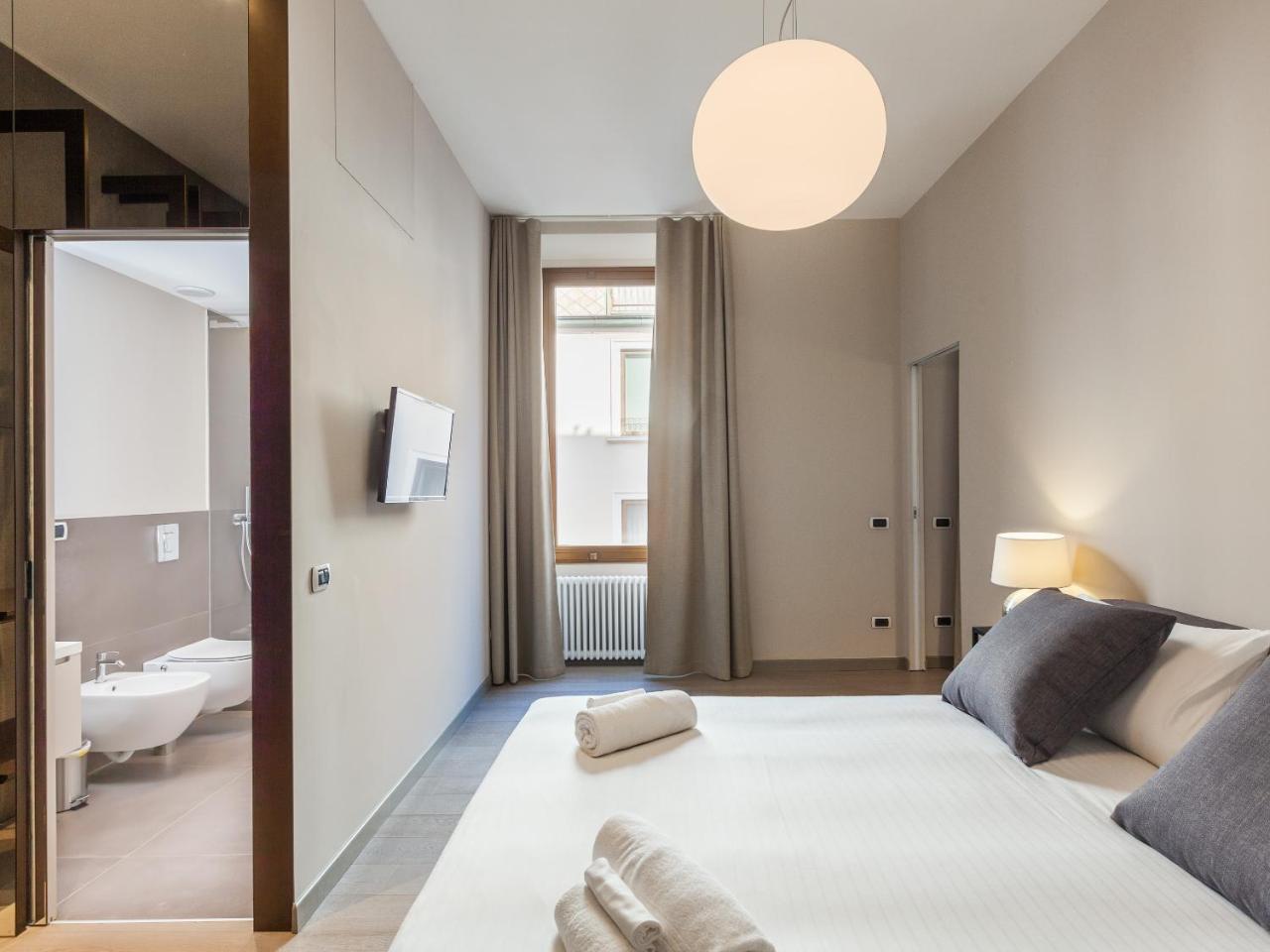 Easyhomes-Duomo Suites & Apartments Μιλάνο Εξωτερικό φωτογραφία