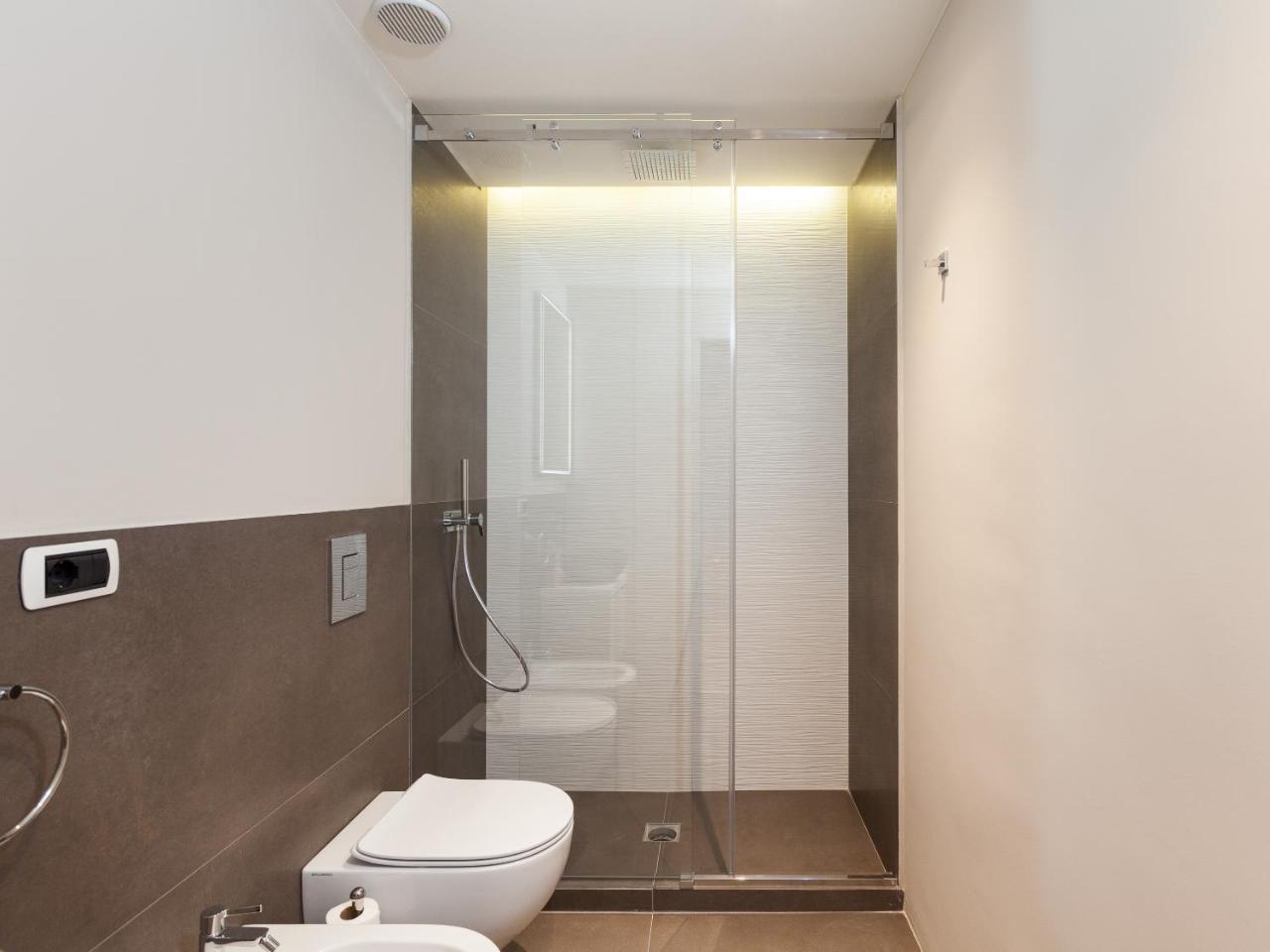 Easyhomes-Duomo Suites & Apartments Μιλάνο Εξωτερικό φωτογραφία