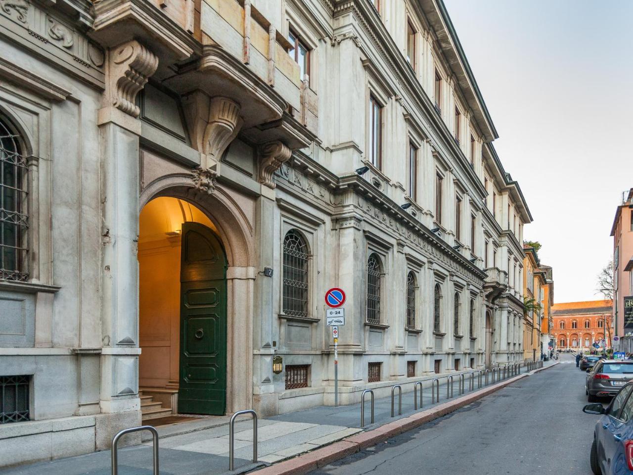 Easyhomes-Duomo Suites & Apartments Μιλάνο Εξωτερικό φωτογραφία