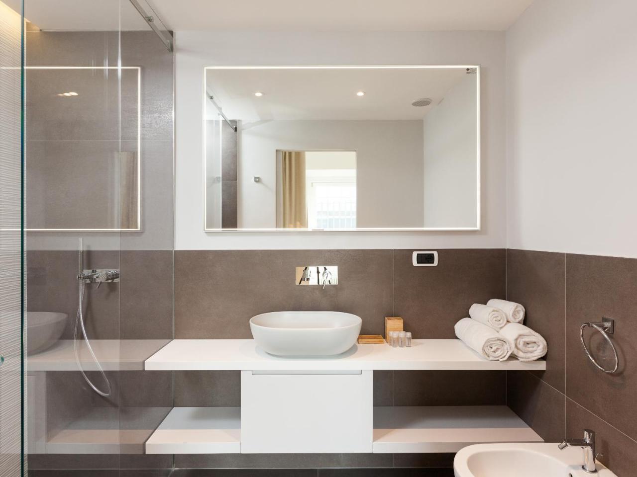 Easyhomes-Duomo Suites & Apartments Μιλάνο Εξωτερικό φωτογραφία